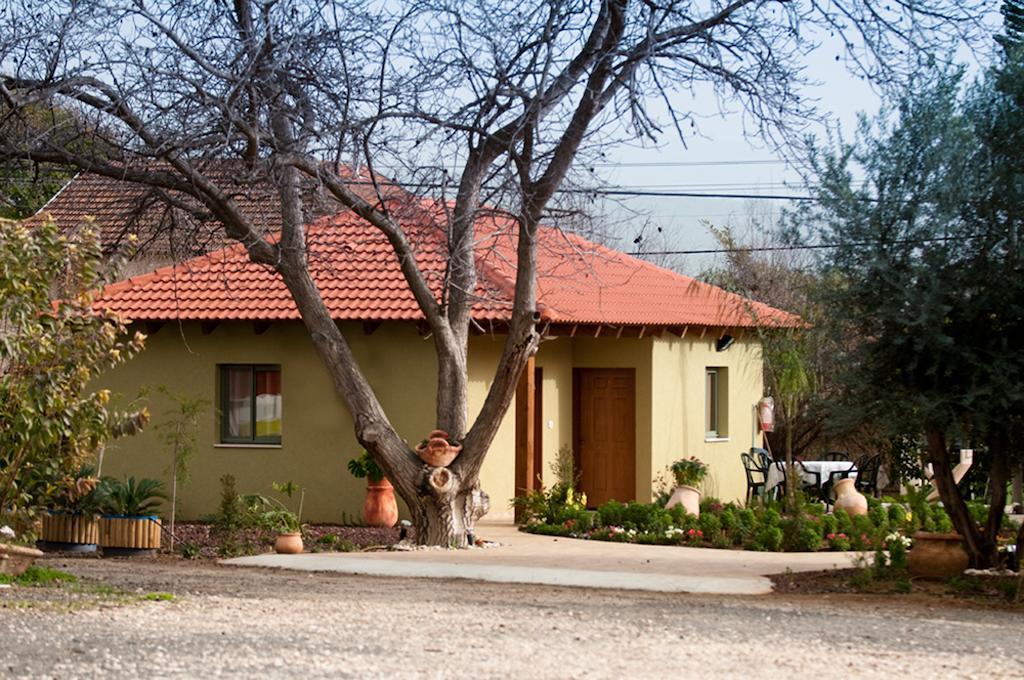 Villa Elimelech Bapardes à Sheʼar Yashuv Extérieur photo