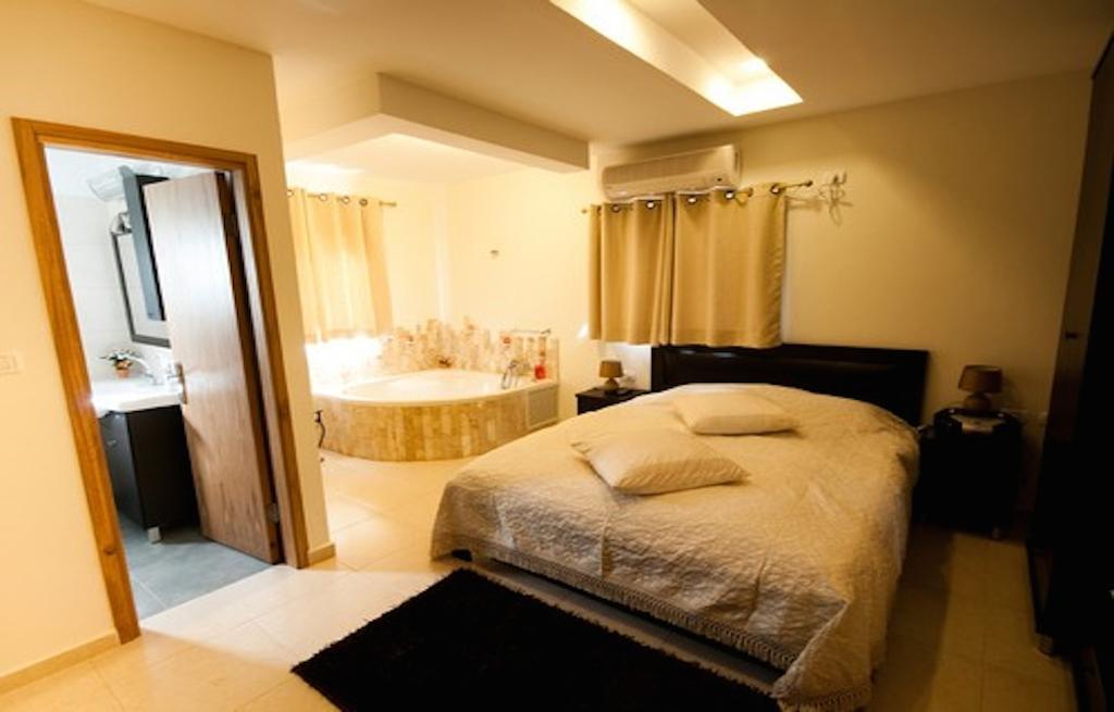Villa Elimelech Bapardes à Sheʼar Yashuv Chambre photo