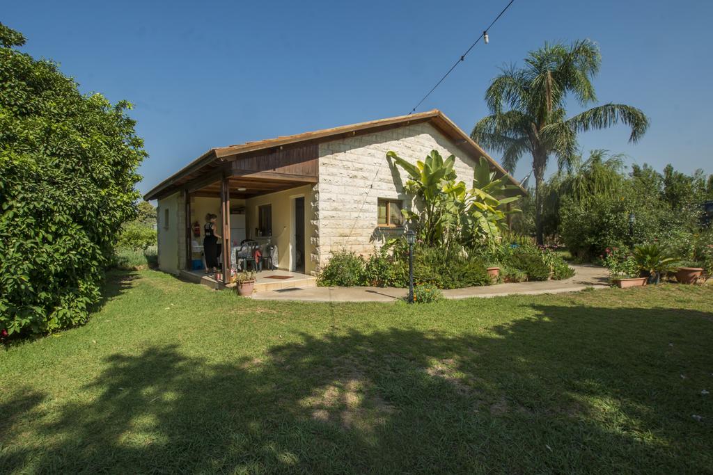 Villa Elimelech Bapardes à Sheʼar Yashuv Extérieur photo